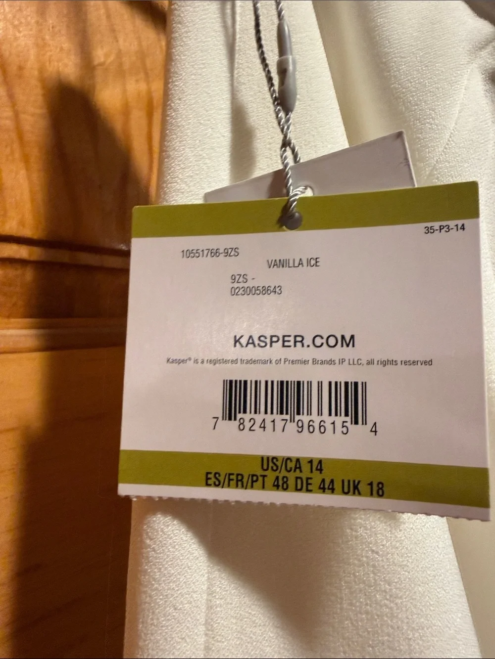 Kasper clean white